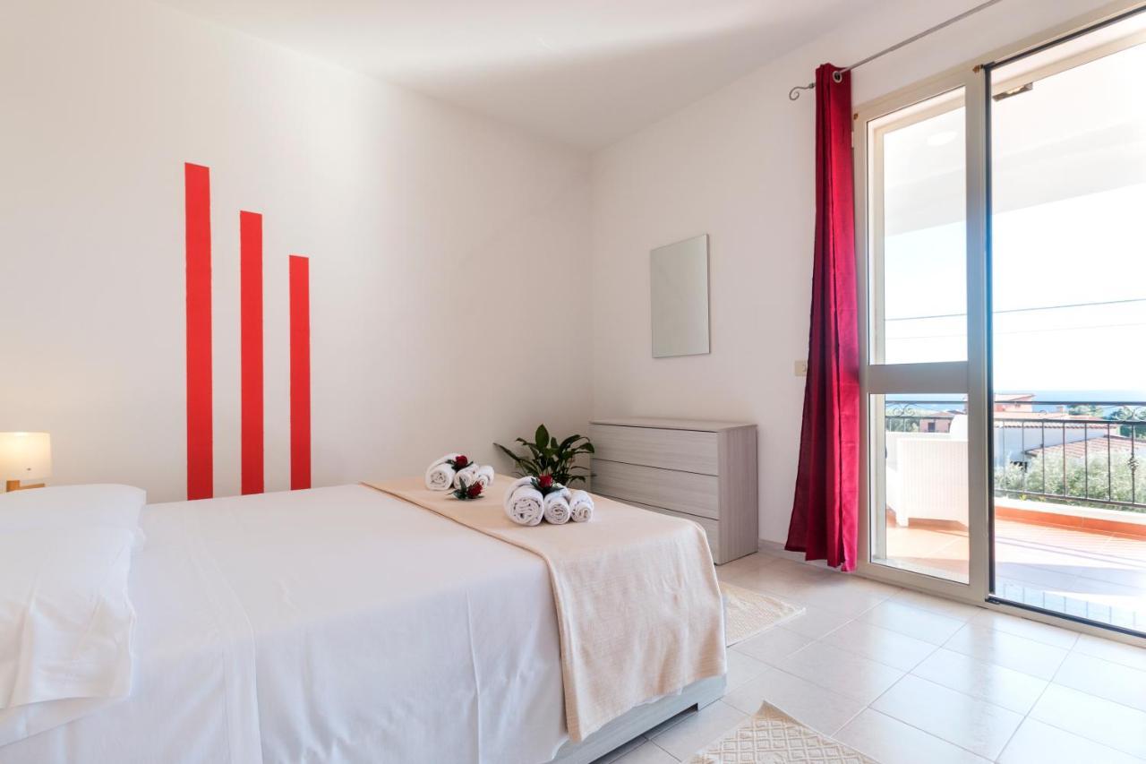 Suite Apartment La Punta Cala Gonone Bagian luar foto