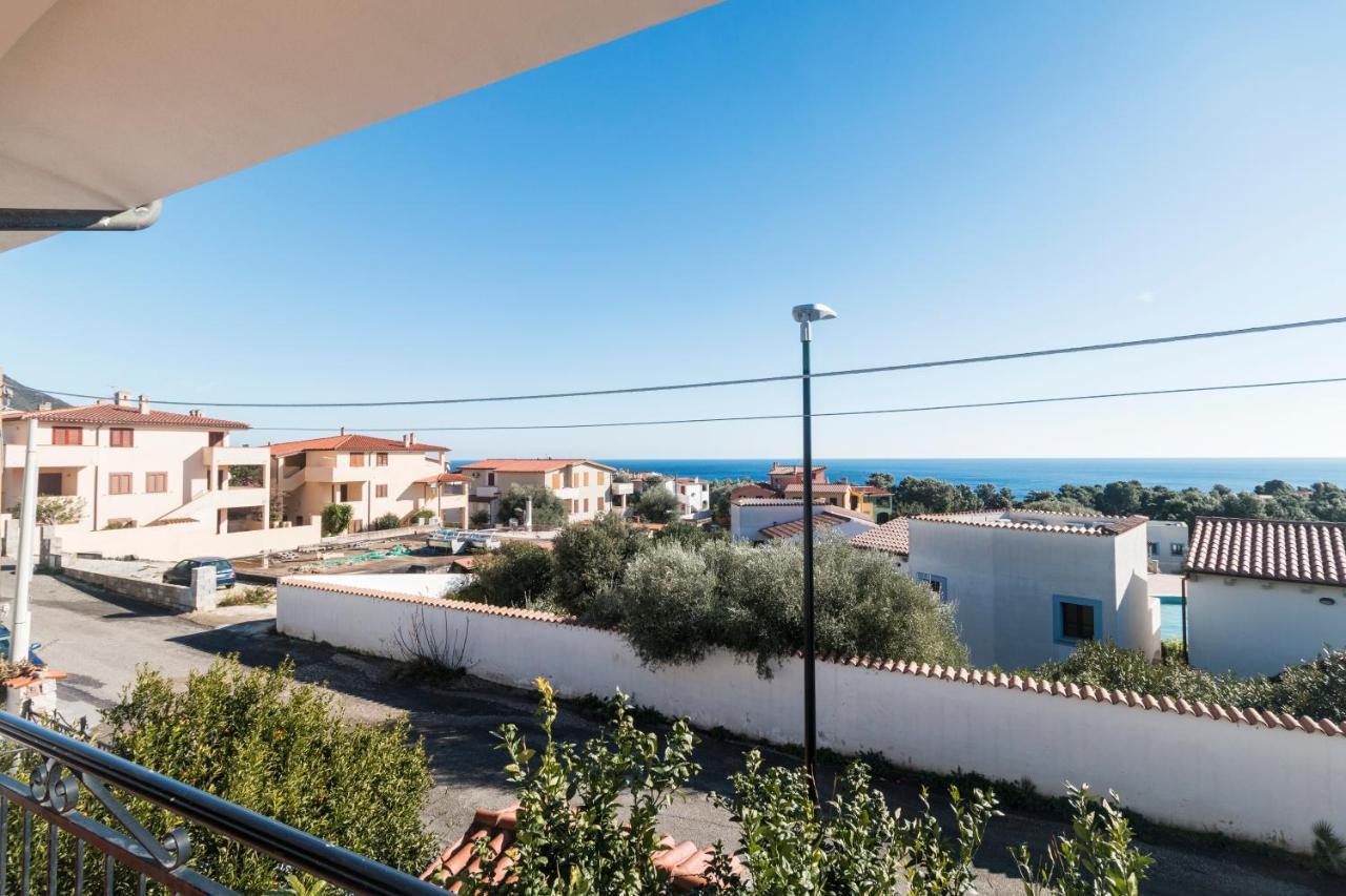 Suite Apartment La Punta Cala Gonone Bagian luar foto