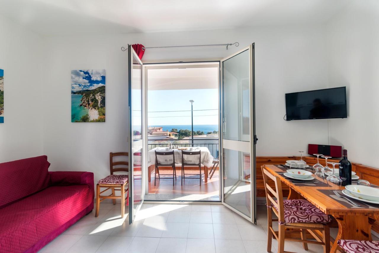 Suite Apartment La Punta Cala Gonone Bagian luar foto